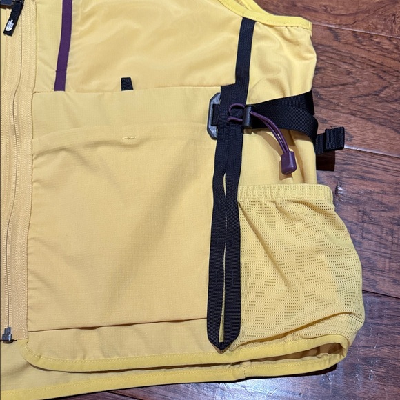 The North Face Golden Utility Vest - Picture 3 of 5
